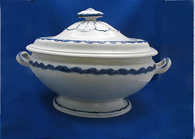 Accessories<br>Archives<br>SOLD   Blue Shell Edge Tureen