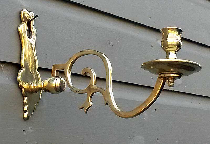 Metalware<br>Archives<br>Single Brass Sconce