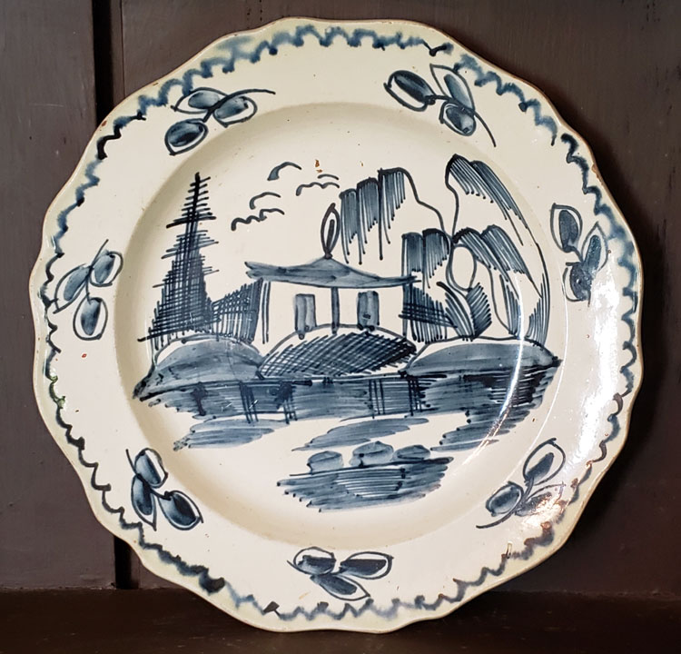 Creamware plate with Chinese House Decoration