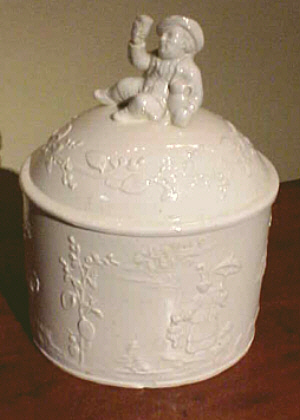 SOLD   Creamware Tobacco Box