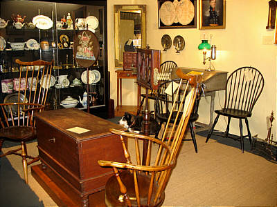 Booth Pics<br>Booths of the Past<br>Litchfield County Antiques Show