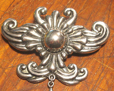 Jewelry<br>SOLD  Great and Dramatic Los Castillo Pin