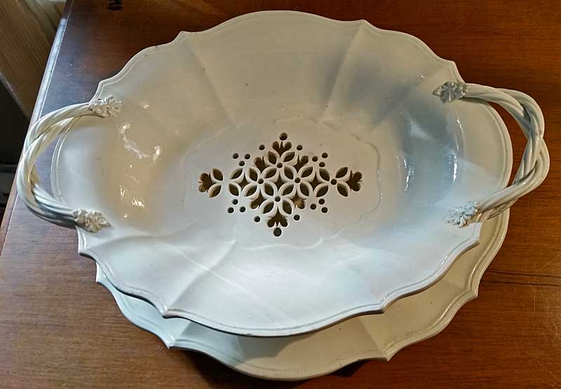 Creamware Fruit Dish and Stand