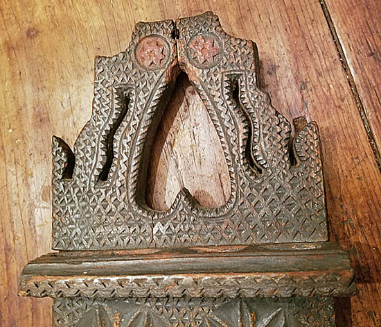 Accessories<br>Archives<br>A RARE CHIP-CARVED AND PAINTED  AMERICAN SPOON RACK