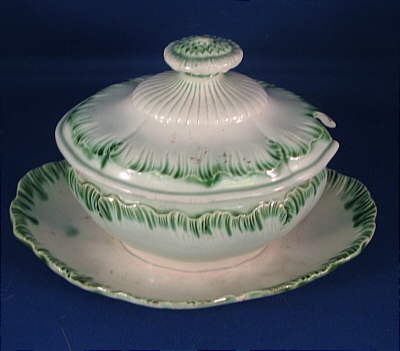 SOLD   GREEN SHELL EDGE SAUCE TUREEN