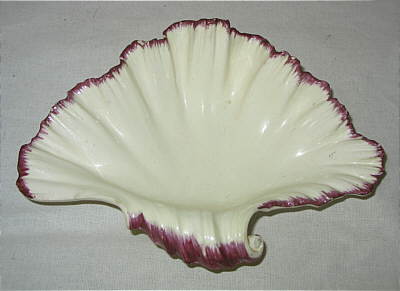 Accessories<br>Archives<br>SOLD   Pair of Creamware Shell-edged Shell Dishes