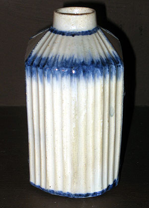 SOLD  A Pearlware Tea Canister