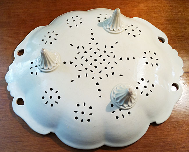 Creamware Berry Dish