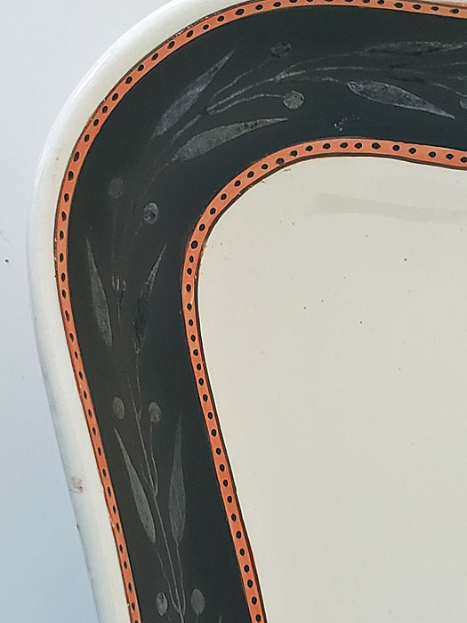 Ceramics<br>Ceramics Archives<br>Rare Border on a Wedgwood Dish