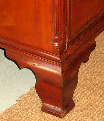 Furniture<br>Furniture Archives<br>SOLD   An Exceptional Connecticut Chippendale Chest