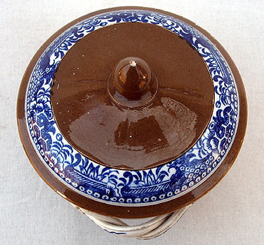 SOLD   A Pearlware Batavia Sugar Bowl